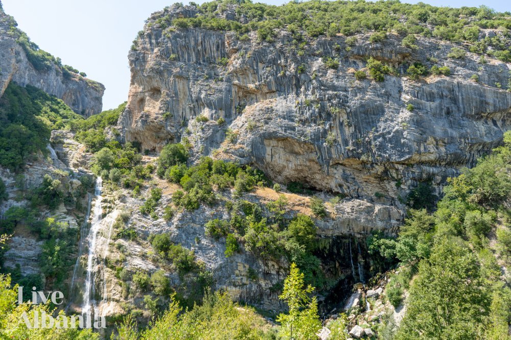 Entdecken Sie die Schönheit des echten Albaniens LiveAlbania